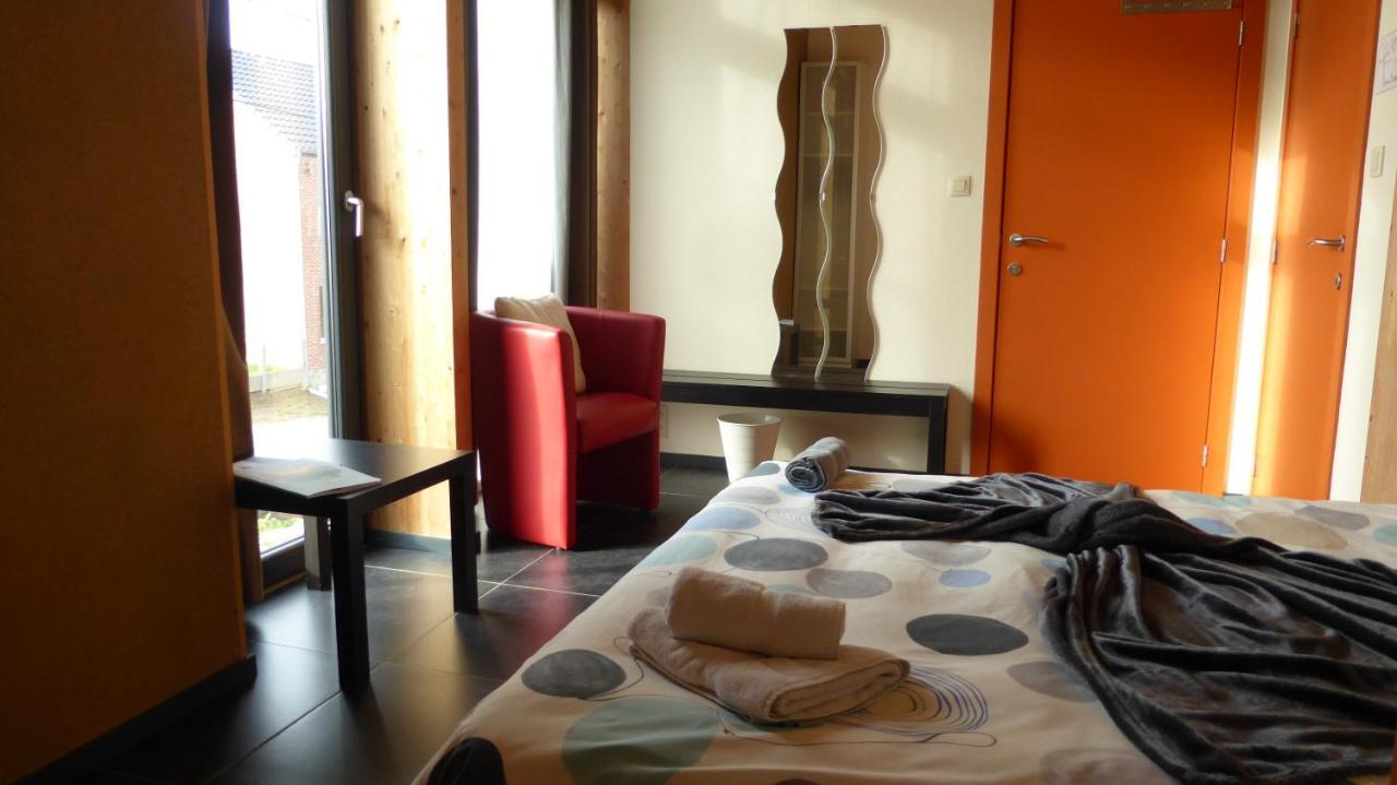B&B Casa De Paja Sint-Truiden Kültér fotó